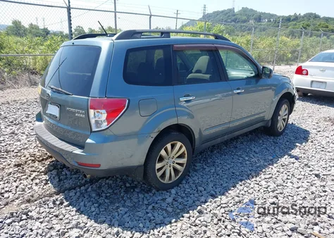 2012 Subaru Forester 2.5X Premium z USA, uszkodzony, nr VIN JF2SHADC3CH440877